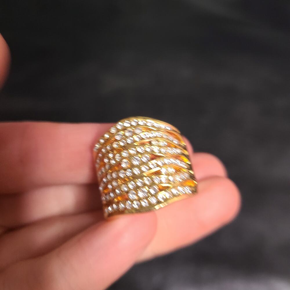 Unbranded white rhinestone gold tone multi-row crossover ring size 9
